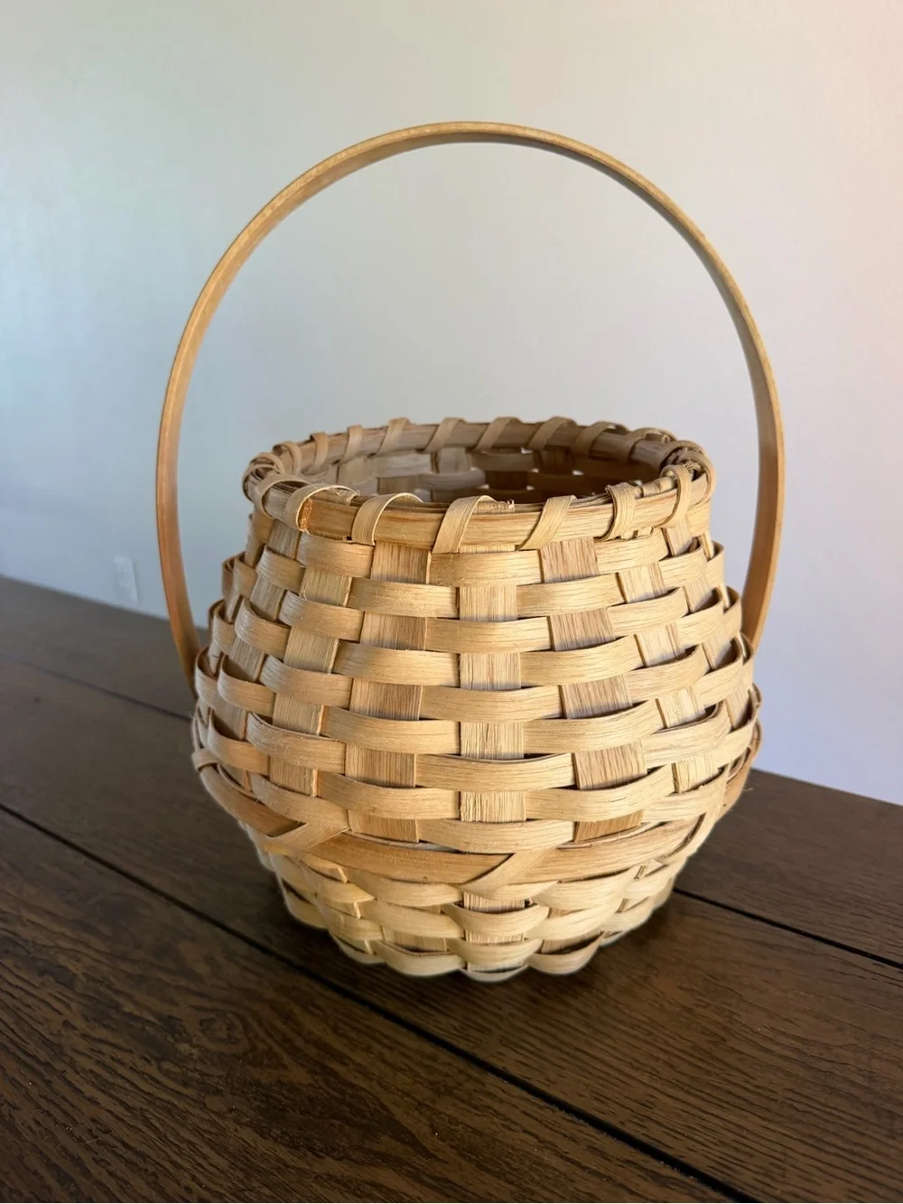 Nantucket Style Basket Large Handle Round Taper Bubble LARGE Wicker Ratan signed